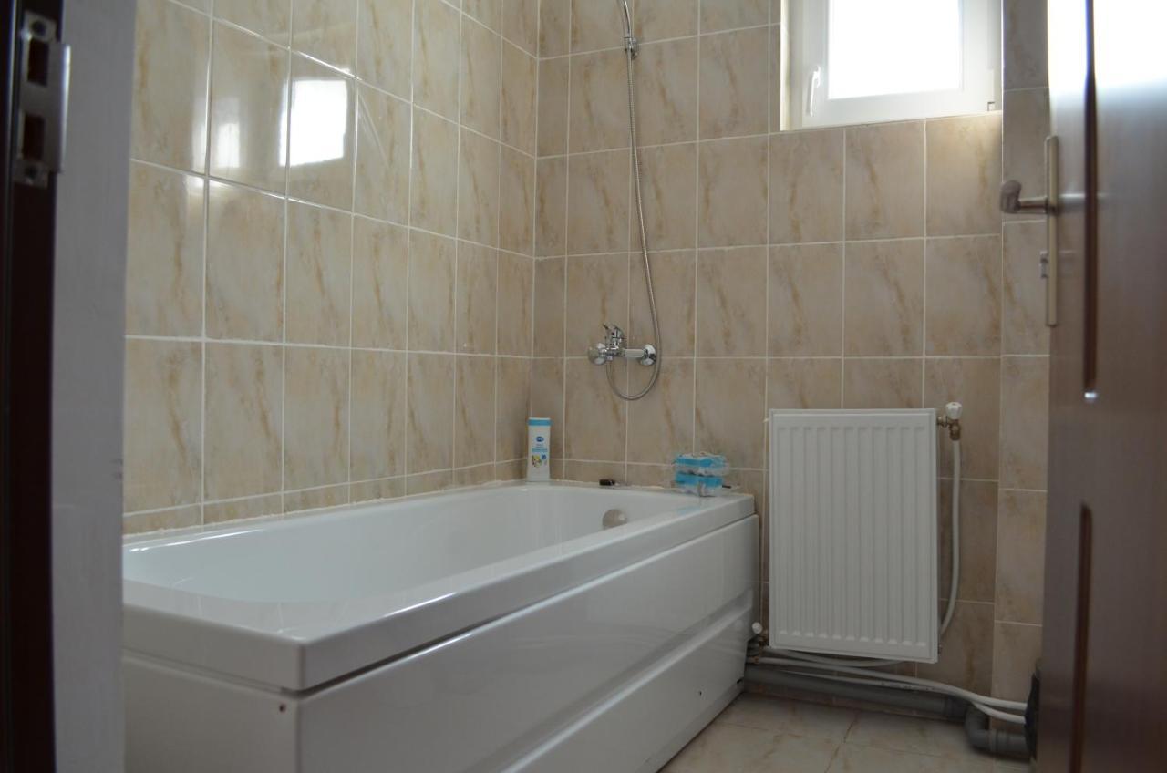 Alexys Residence 4 Iasi Eksteriør bilde